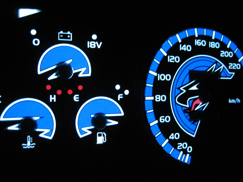 Toyota celica t18 n4s-desig   -  Plasmatachoscheiben leuchtend